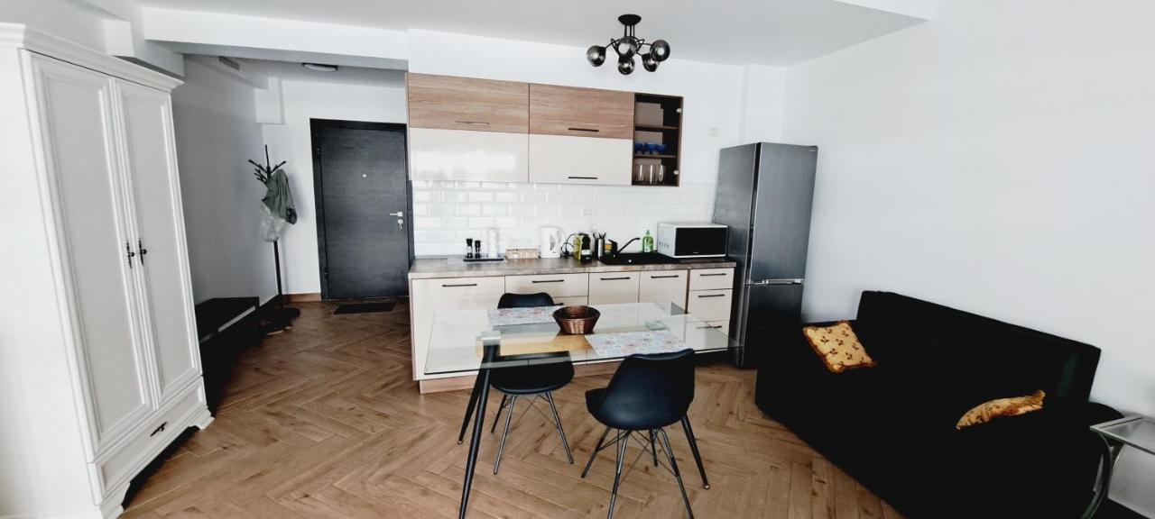 Mamaia Nord Studio La 10 M De Plaja Langa Cluburi Exterior foto